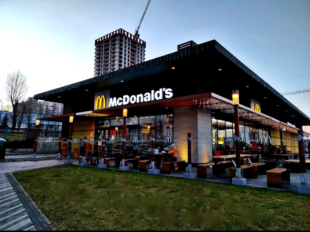 Сколько Макдональдсов в Киеве в 2026 году: точная цифра и полная картина сети